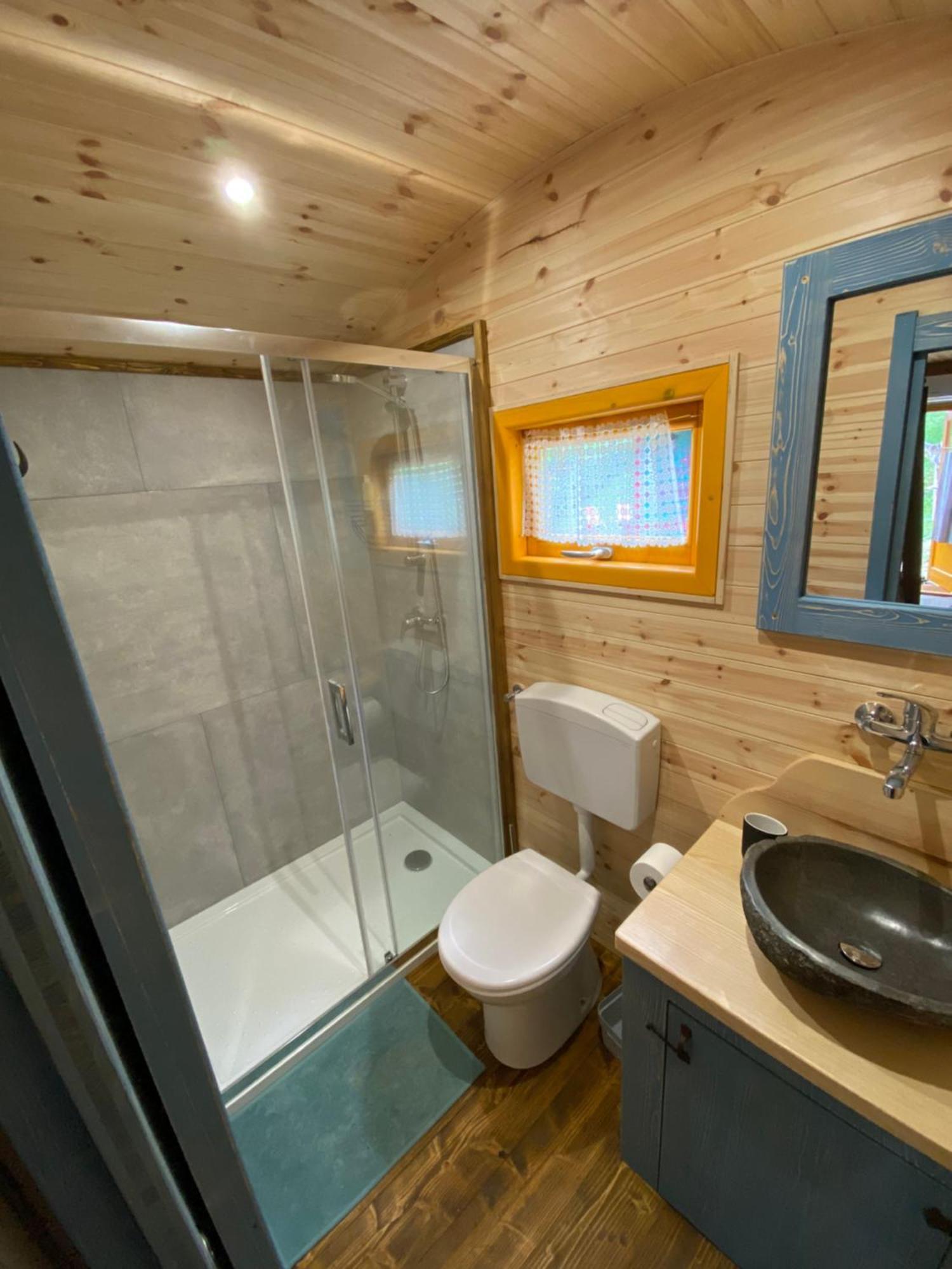 Agriturismo La Rovere - I Carrozzoni Gitani Cossano Belbo 外观 照片
