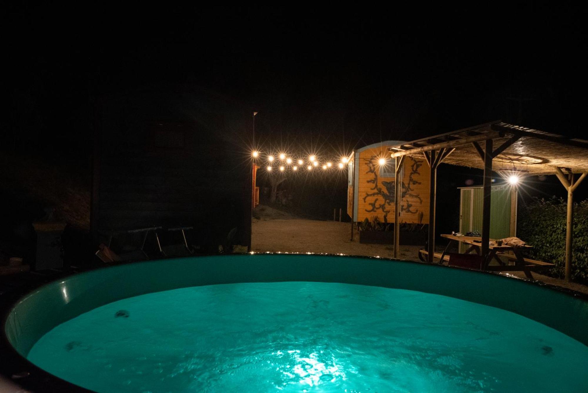 Agriturismo La Rovere - I Carrozzoni Gitani Cossano Belbo 外观 照片